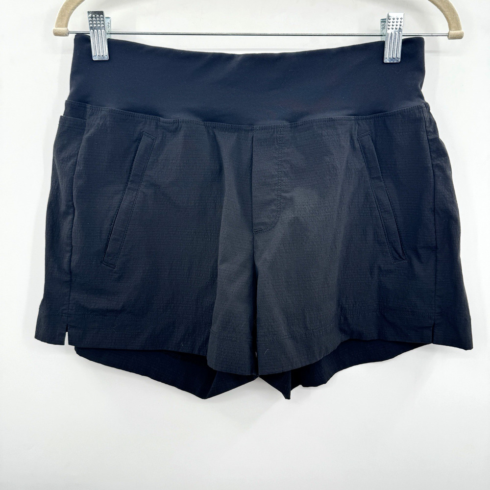 Athleta Trekkie North Shorts Sz 6 Black Pull-On Stretch Hiking Travel Nylon